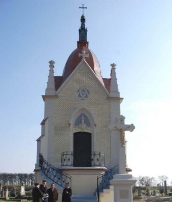 Сомборци обновили капелу на Малом католичком гробљу